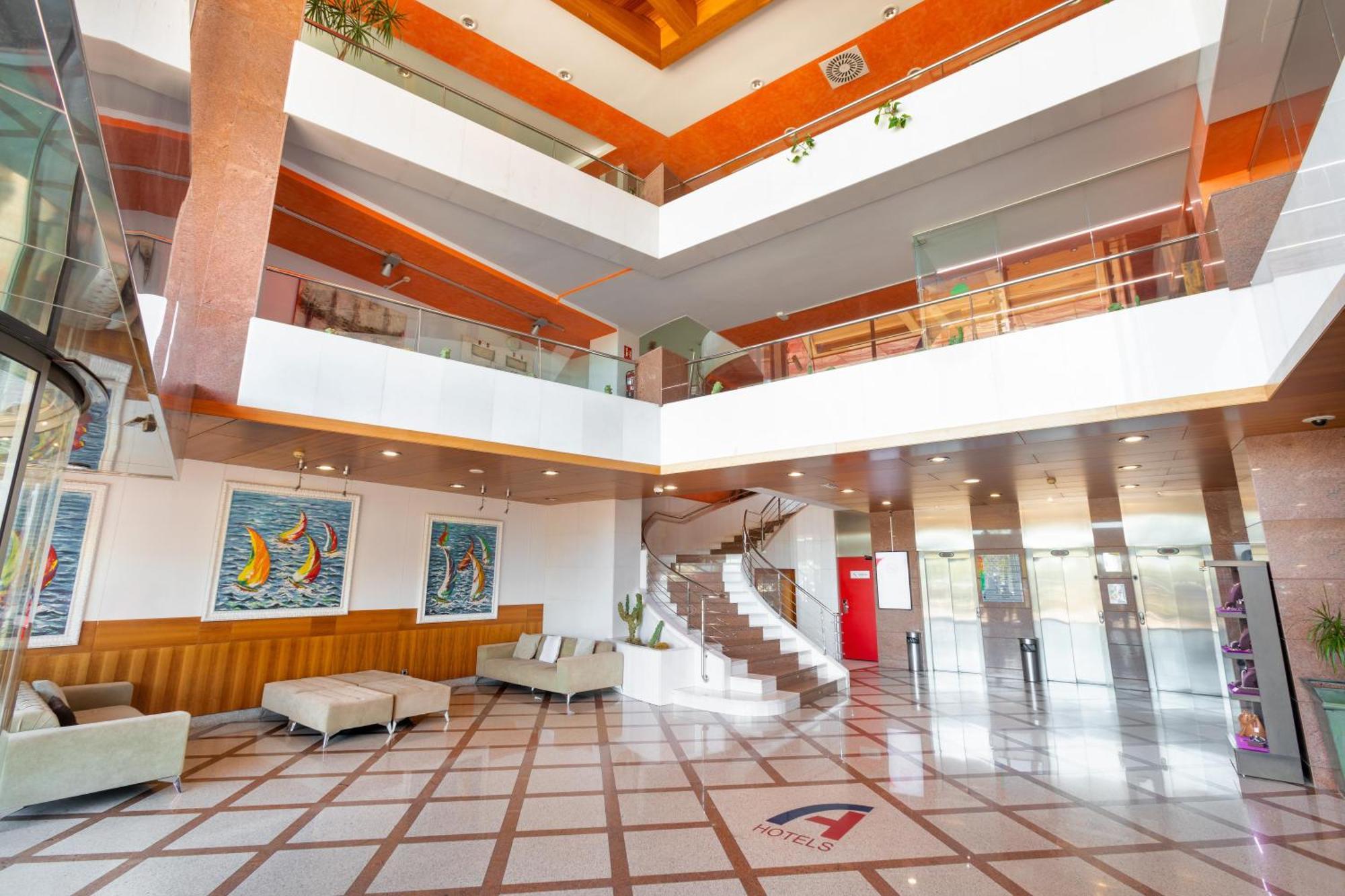 Alexandre Frontair Congress Sant Boi de Llobregat Exterior foto